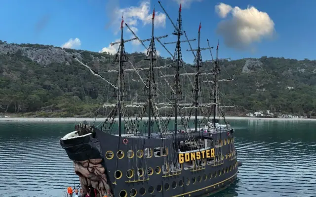 Gonster Pirate Boat Trip - 1